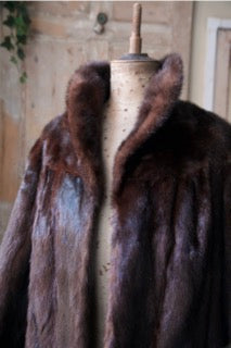 Vintage 1950s dark Mink sleek fur coat - original swing - brown mink