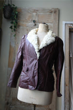Load image into Gallery viewer, Vintage 1970s purple Leather Jacket – White Fur Collar – Statement Retro Coat
