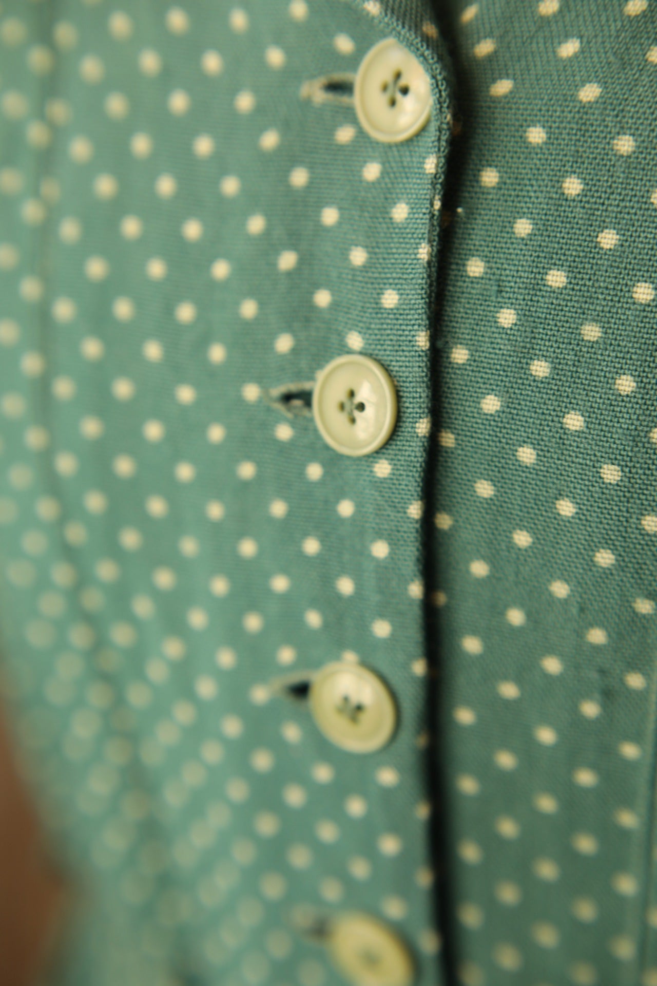 Vintage 1940s dress original green WW2 polka dot button down side zipper.