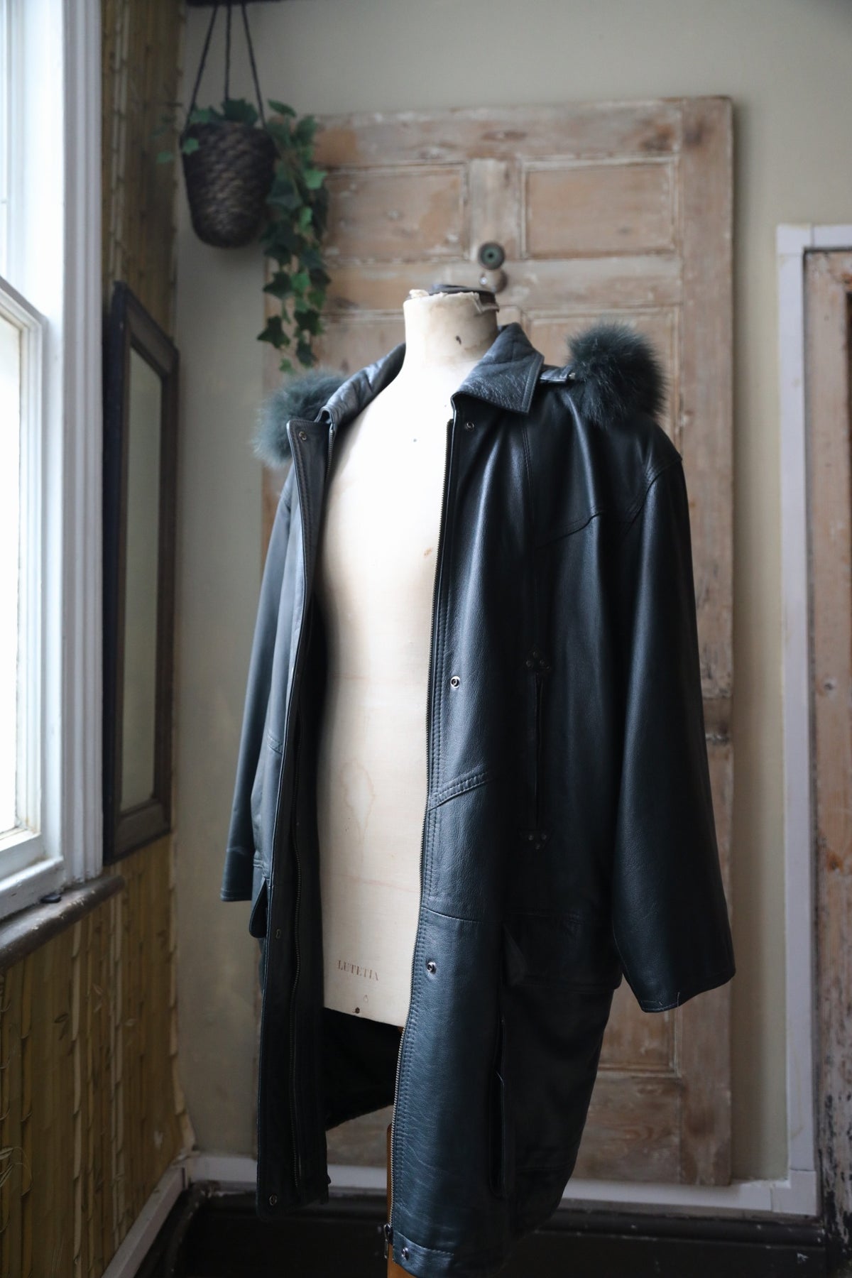 Vintage 1980s Salman Leather coat - Fox fur trim - Forest green