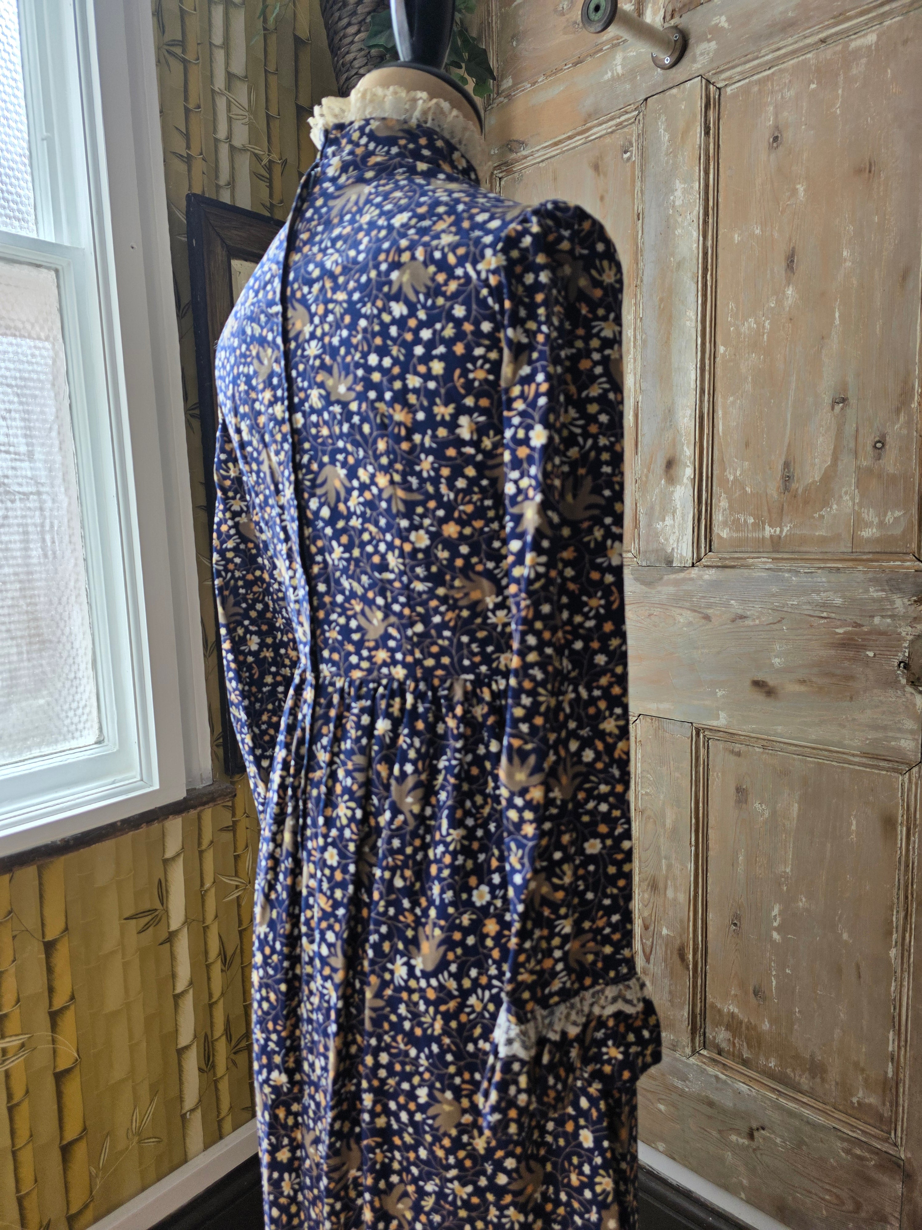 Vintage Prairie Dress High Neck Long Sleeve Maxi Lace Floral Cottagecore 70s
