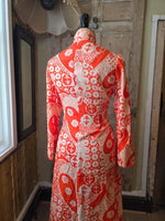 Load image into Gallery viewer, Vintage 1960s Handmade Red &amp; White Print Maxi Dress Uk12

