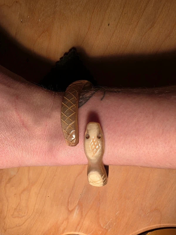 Vintage Art Deco Carved Snake Bangle Bracelet
