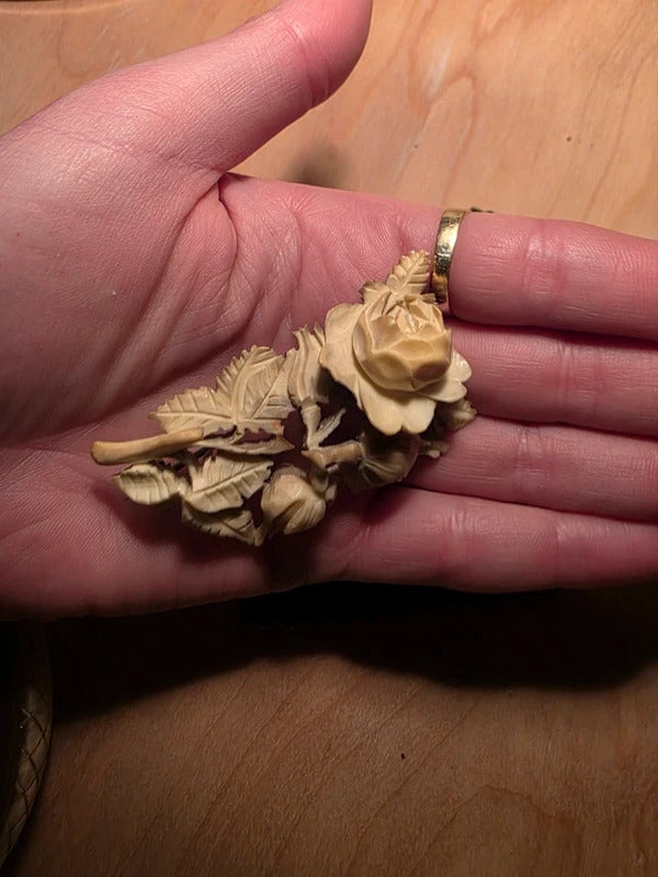 Antique Hand Carved Rose Brooch – Early 20th Century
