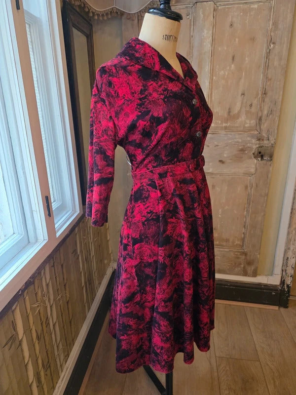 Vintage 1950s Red Black Corduroy Dress Abstract Rose Print Full Skirt UK 16