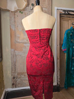Load image into Gallery viewer, Vintage Y2K Red Jacquard Strapless Wiggle Dress | 1950s Style Bandeau Bodycon | Pinup | UK 10/12
