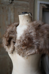 Vintage 1920s Fox Fur Capelet – Snow-Tipped Caramel Brown – Elegant Shoulder Wra