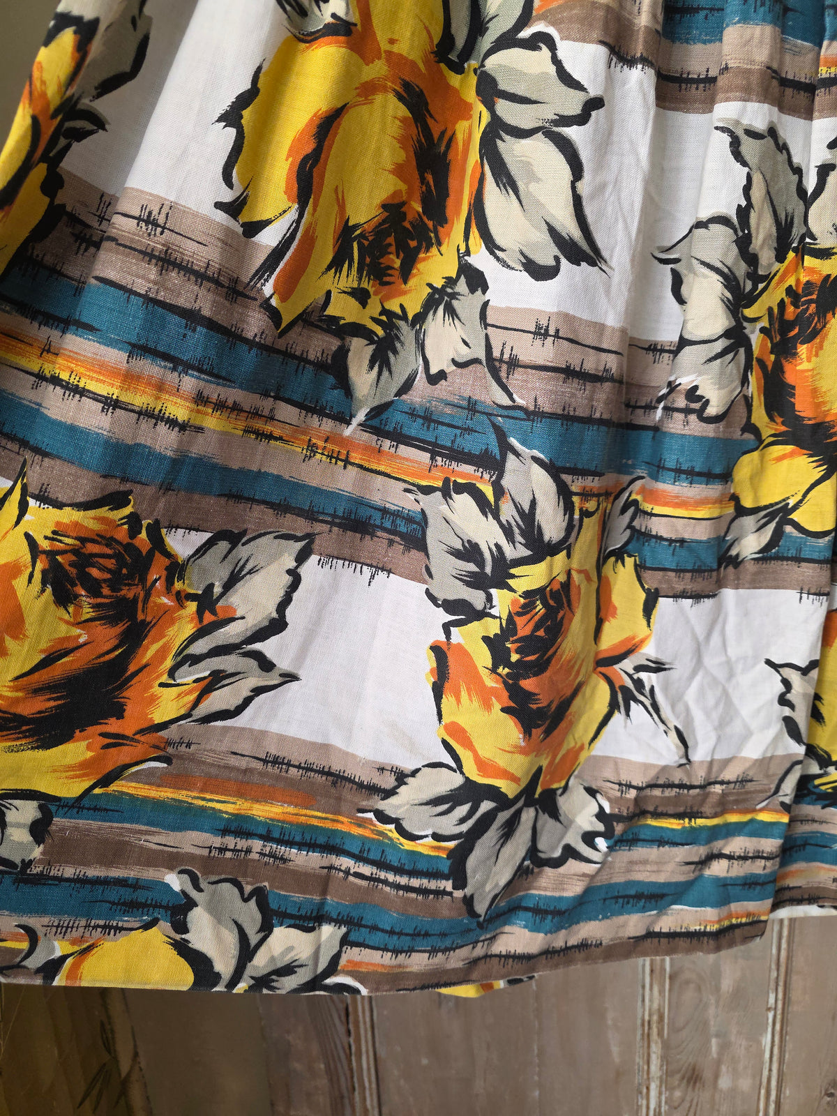 Vintage Late 1940s Yellow Rose Skirt – Make Do and Mend – Bold Floral – UK12