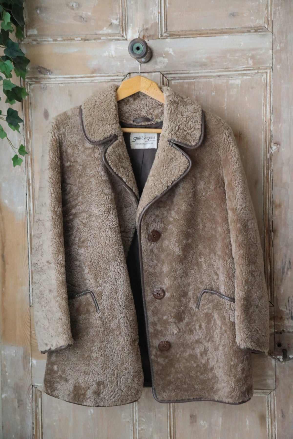 Vintage 1970s sheepskin and leather cropped coat - Smith and sons - England made