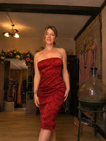Load image into Gallery viewer, Vintage Y2K Red Jacquard Strapless Wiggle Dress | 1950s Style Bandeau Bodycon | Pinup | UK 10/12

