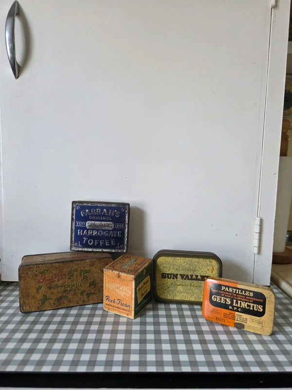 Vintage Advertising Tin Job Lot – Peek Frean, Boots, Farrah’s, Player’s Tobacco