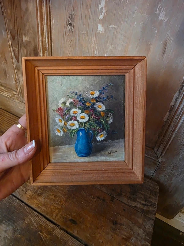 Vintage Signed Still Life Oil Painting of Daisies in Blue Jug – Pine Framed Floral Artwork