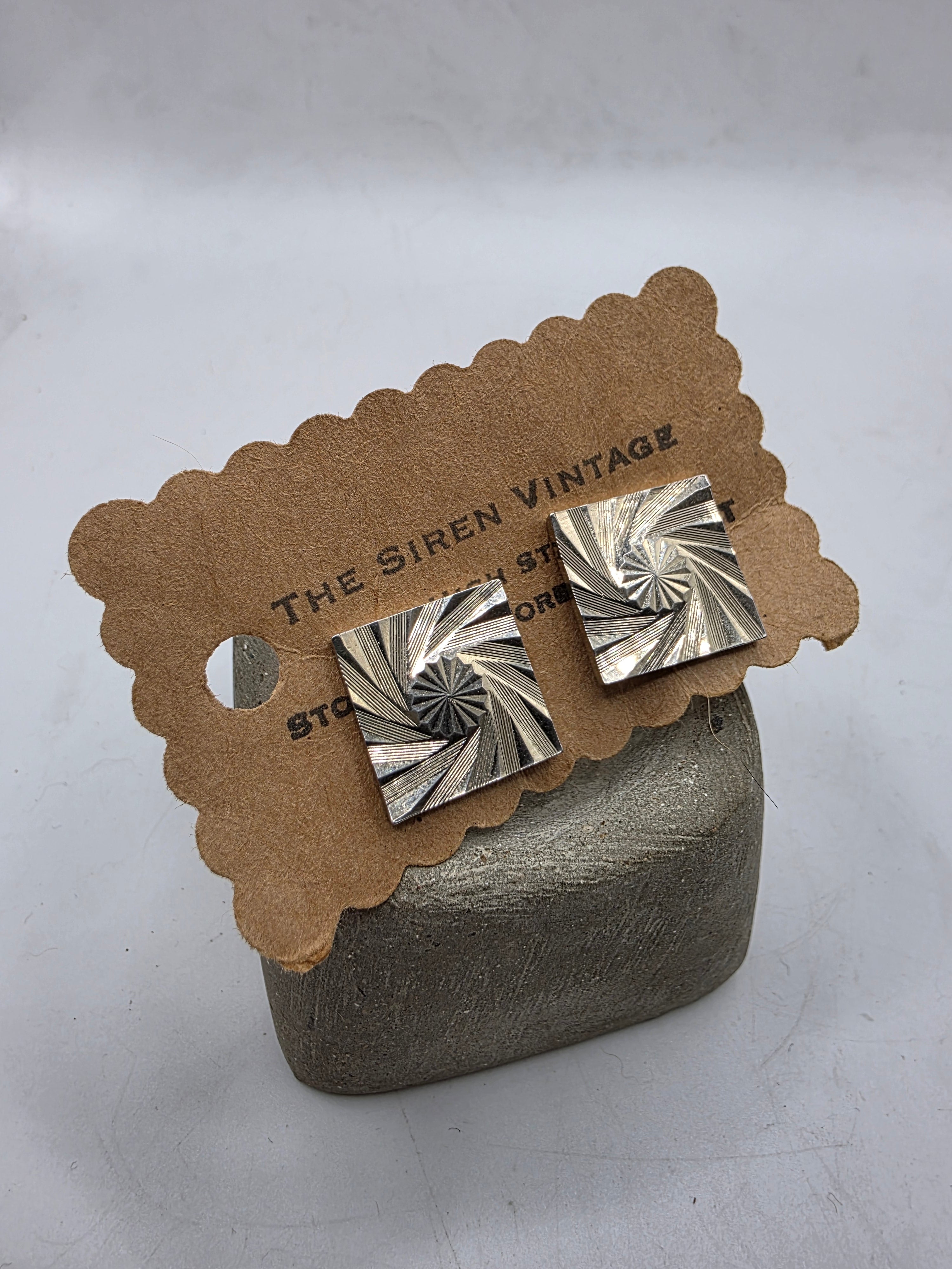 Vintage 1970s Silver tone geometric square cufflink