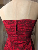 Load image into Gallery viewer, Vintage Y2K Red Jacquard Strapless Wiggle Dress | 1950s Style Bandeau Bodycon | Pinup | UK 10/12
