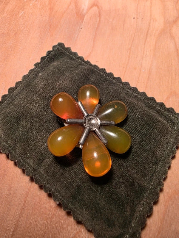 Vintage Apple Juice Bakelite Flower Brooch – 1930s