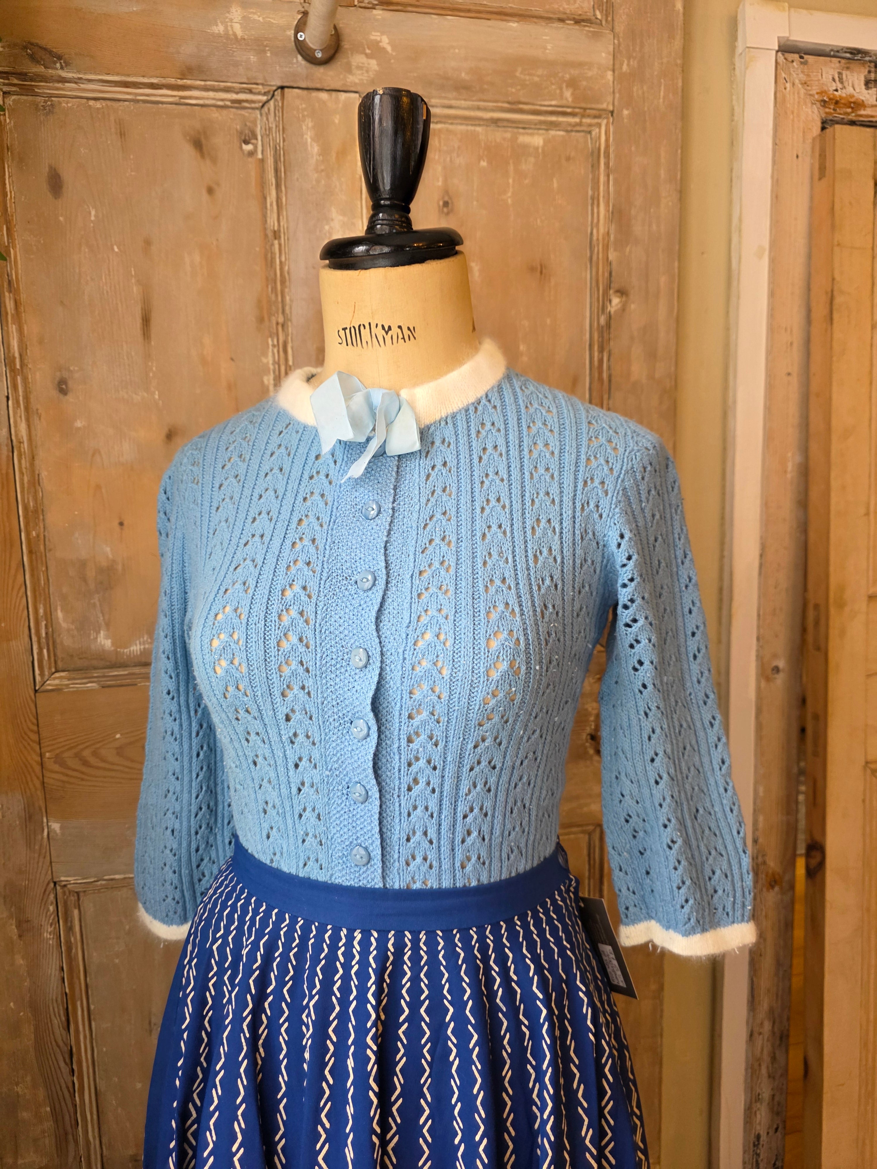 Vintage 1950s Hand-Knitted Powder Blue Cardigan with White Trim – UK 10/12