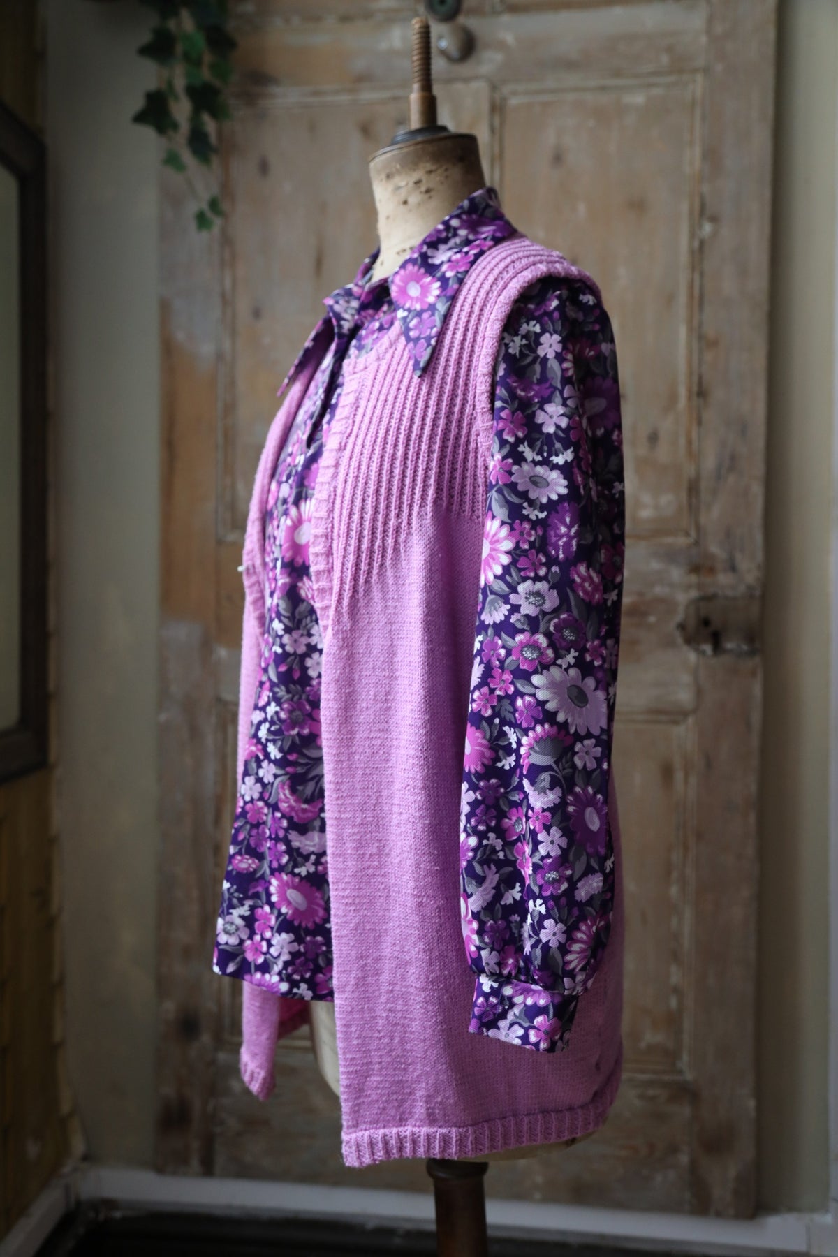 Vintage 1970s two piece - purple floral print blouse - knitted waistcoat
