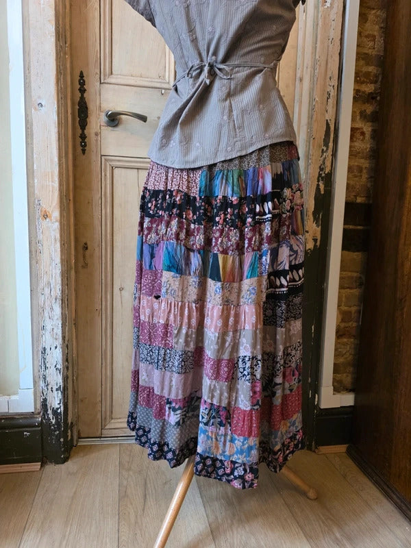 Vintage Y2K Patchwork Maxi Skirt – Rayon – Boho Festival Large