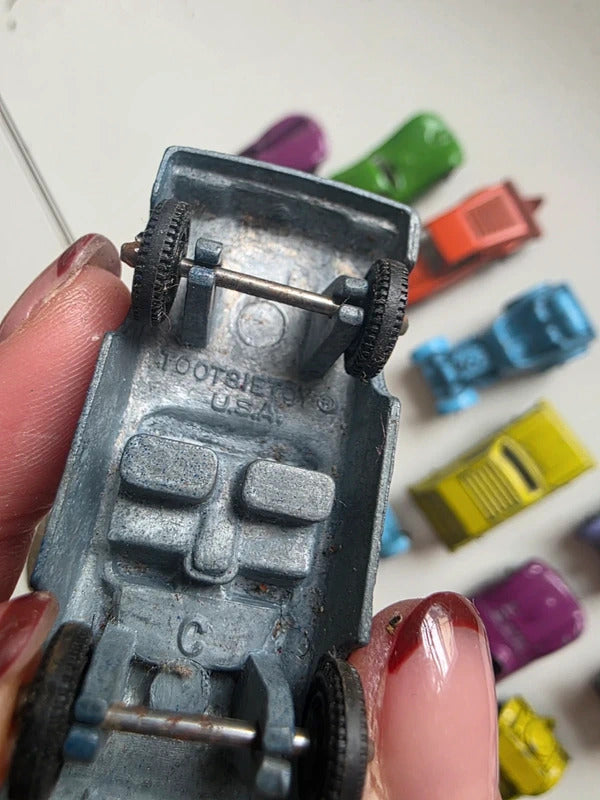 Vintage Tootsietoy Die Cast Car Job Lot – 1930s 1940s 1950s Mini Metal Cars