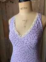 Load image into Gallery viewer, Vintage Y2K Sportstaff Lilac Ditsy Floral Midi Dress UK 8

