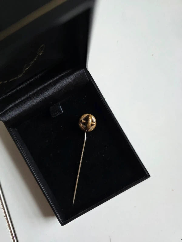 Antique Edwardian Gold tone Love Knot Stick Pin