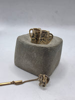 Load image into Gallery viewer, Vintage 1960s tankard novelty cufflinks
