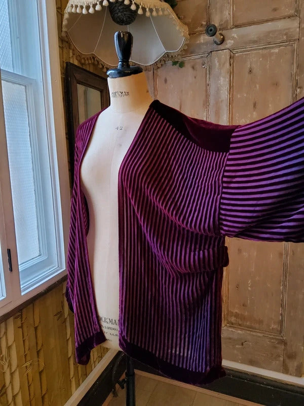 Vintage Charles And Patricia Lester Silk Devoré Velvet Kimono Jacket bugundyStriped