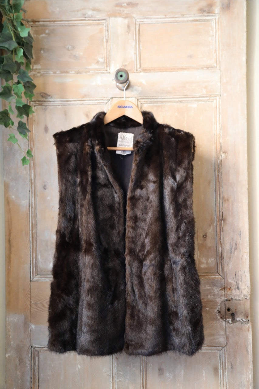 Vintage 1940s Luxury Dark Mink Fur Gilet – Elegant Sleeveless Jacket