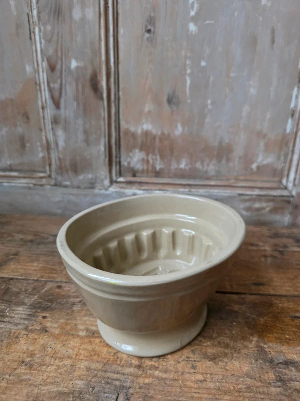 Victorian Stoneware Jelly Mould – Cream Glazed Pudding Mould – English Kitchenalia