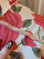 Load image into Gallery viewer, Vintage 1980s/90s Joliet Red Rose Print Blouse approx UK 12
