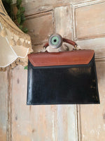 Load image into Gallery viewer, Vintage Y2k Chiltern Handbag Two Tone Tan Black Gold Clasp As New
