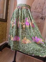 Load image into Gallery viewer, Vintage 1950s Cottagecore Skirt  Green Floral Print  UK Size 12  Full
