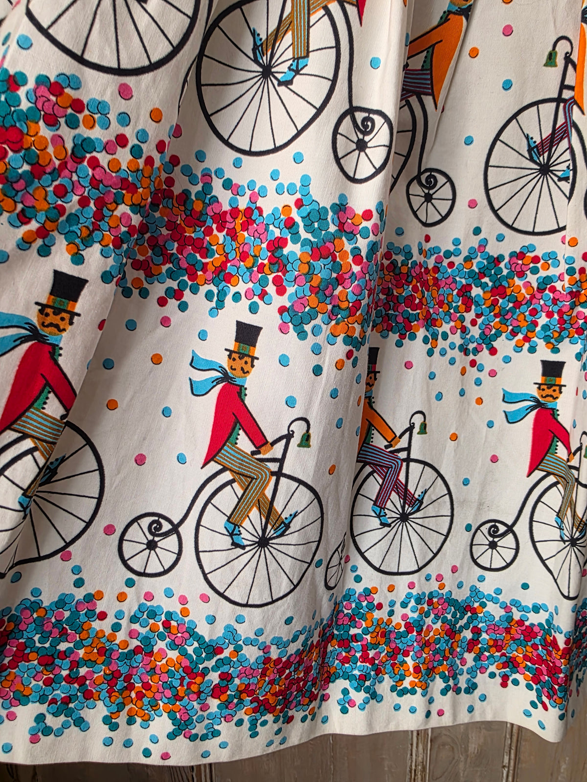 Vintage 1950s Sportaville Novelty Print Cotton Skirt – Bicycle Print – S