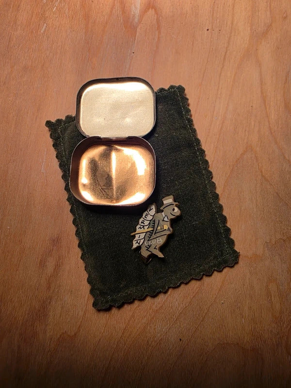 Vintage 1930s–40s Vermin Club Novelty Brooch
