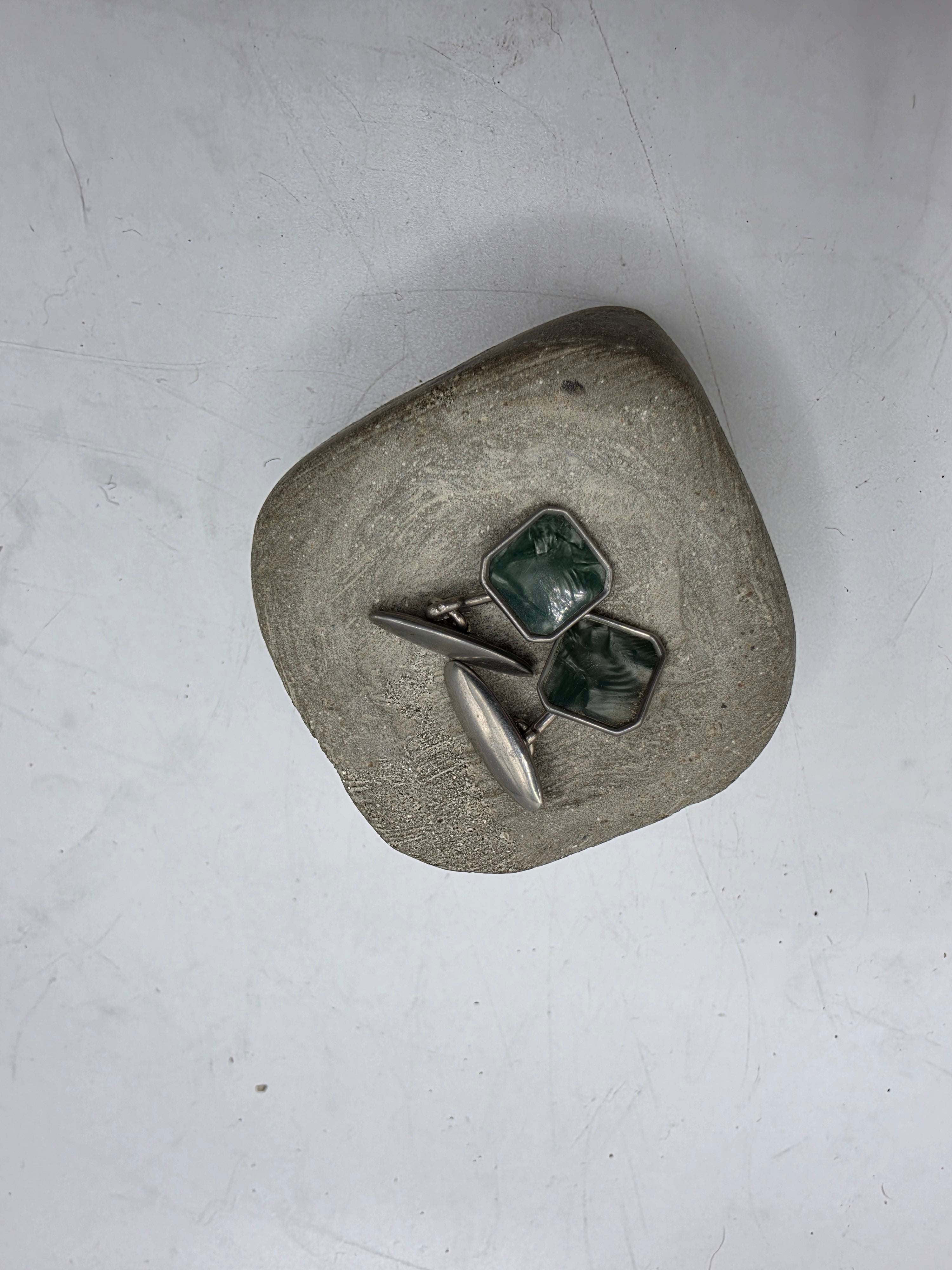Vintage 1930s silver tone classic square lucite cufflinks