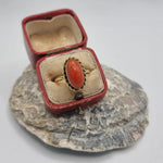 Load image into Gallery viewer, Vintage jewellery - Antique - Coral - Gold ring - 14ct
