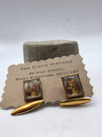 Load image into Gallery viewer, Vintage 1940s horse equestrian lucite gold tone cufflinks
