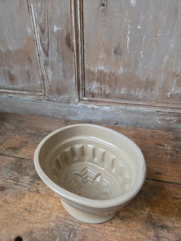 Victorian Stoneware Jelly Mould – Cream Glazed Pudding Mould – English Kitchenalia