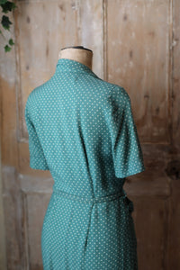 Vintage 1940s dress original green WW2 polka dot button down side zipper.
