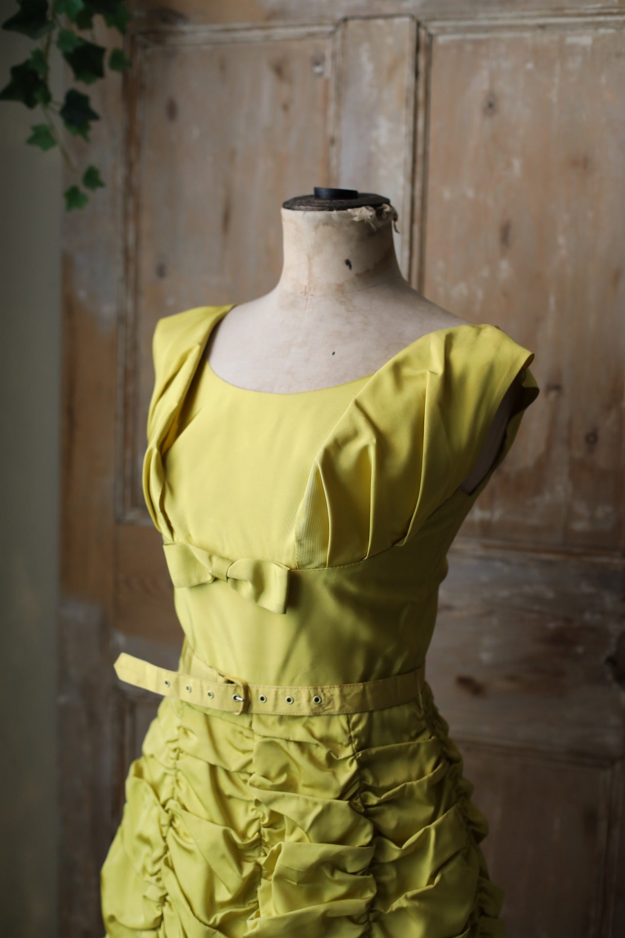 Vintage 1950s  Original evening fitted party dress chartreuse. UK6