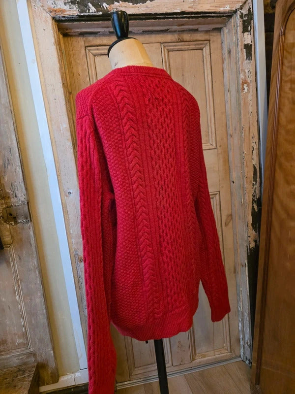 Vintage Y2K Wool Tommy Hilfiger Red knitted jumper