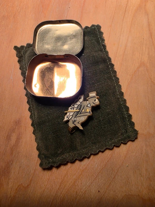 Vintage 1930s–40s Vermin Club Novelty Brooch