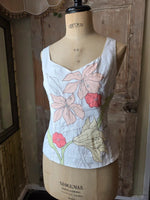 Load image into Gallery viewer, Vintage Y2K Kaliko White Linen Floral Appliqué Vest Top UK 12
