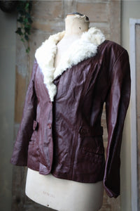 Vintage 1970s purple Leather Jacket – White Fur Collar – Statement Retro Coat