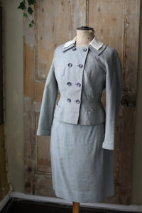 Vintage late 1940s Rensoir original two piece wool ladies suit. Dogtooth