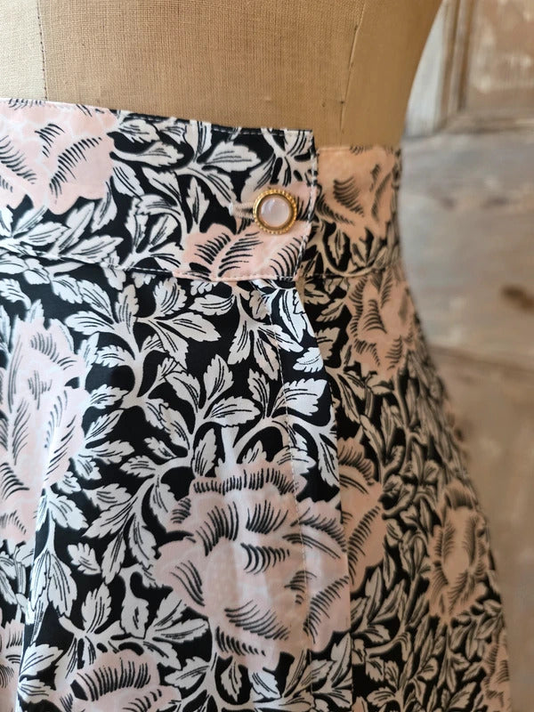Vintage 1990s Aquascutum Circle Skirt in Sanderson Style Floral – UK 10
