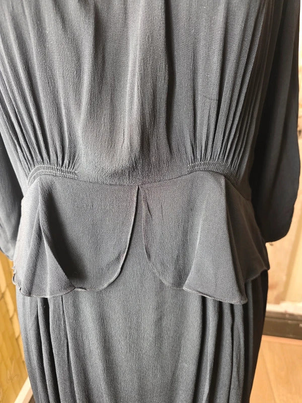 Vintage 1930s Black Rayon Crepe Peplum Dress Square Neck Ruched Sleeves UK 16