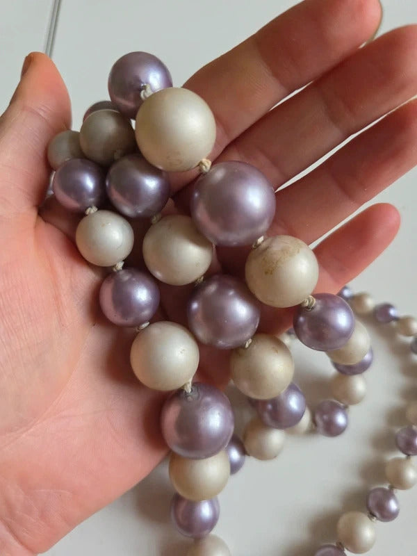 Vintage Late 1950s Faux Pearl Triple Strand Necklace – Lilac & Ivory Collier
