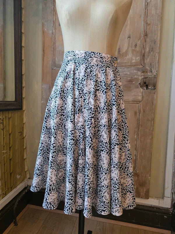 Vintage 1990s Aquascutum Circle Skirt in Sanderson Style Floral – UK 10