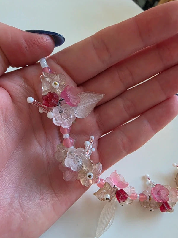 Vintage 1970s Frosted Floral Statement Necklace